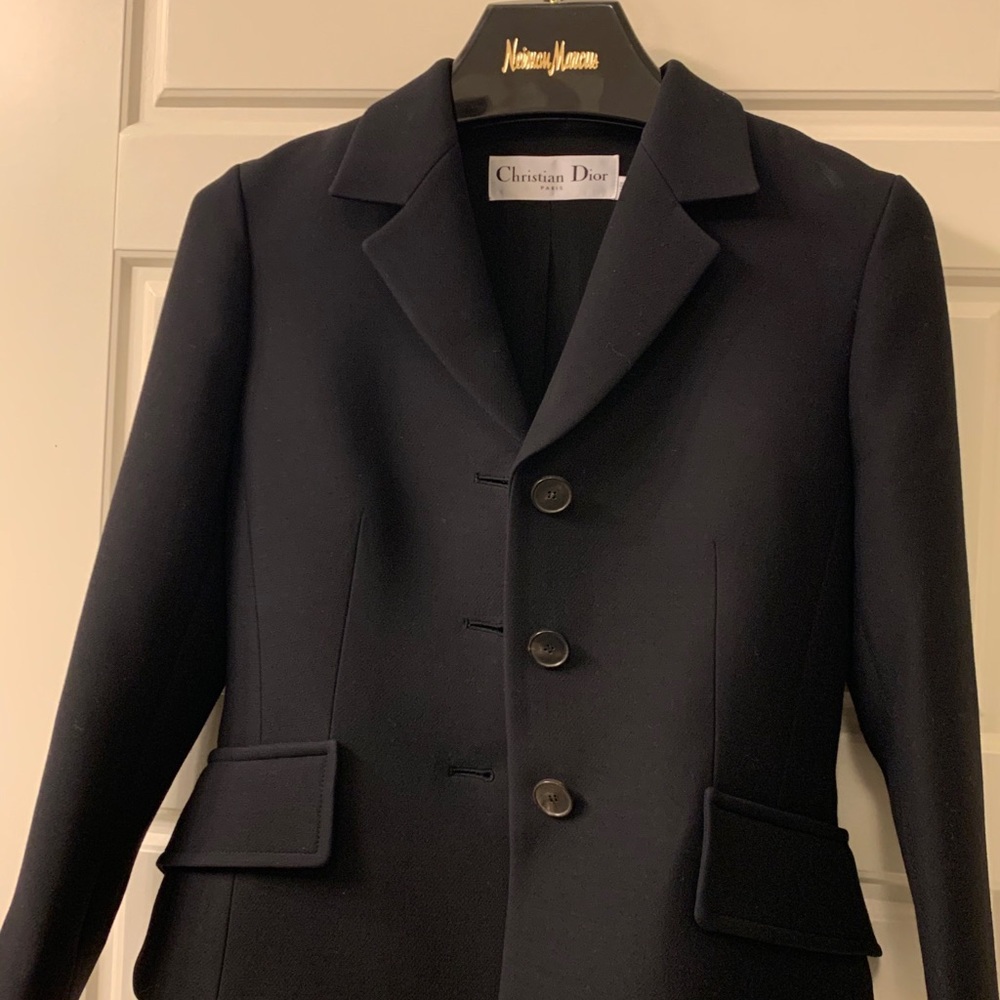 Meet your Posher, Dantam96